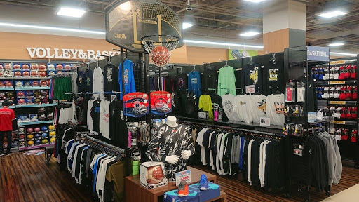 メガスポーツ 松戸店