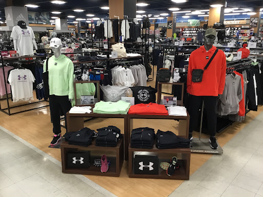 メガスポーツ 鈴鹿店