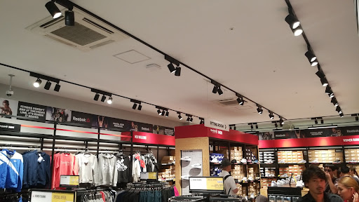 adidas Factory Outlet Shiga Ryuo