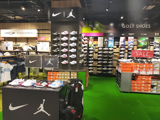ゴルフ５ フラッグシップストア トレッサ横浜店