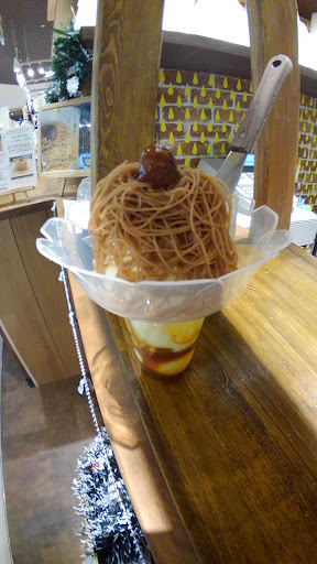 ヴィクトリアゴルフ イーアス高尾店