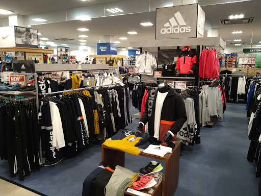 メガスポーツ 西宮今津店